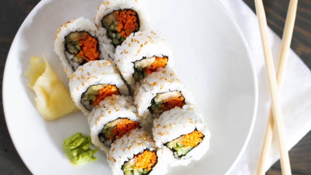 Salmon/Avocado Roll.