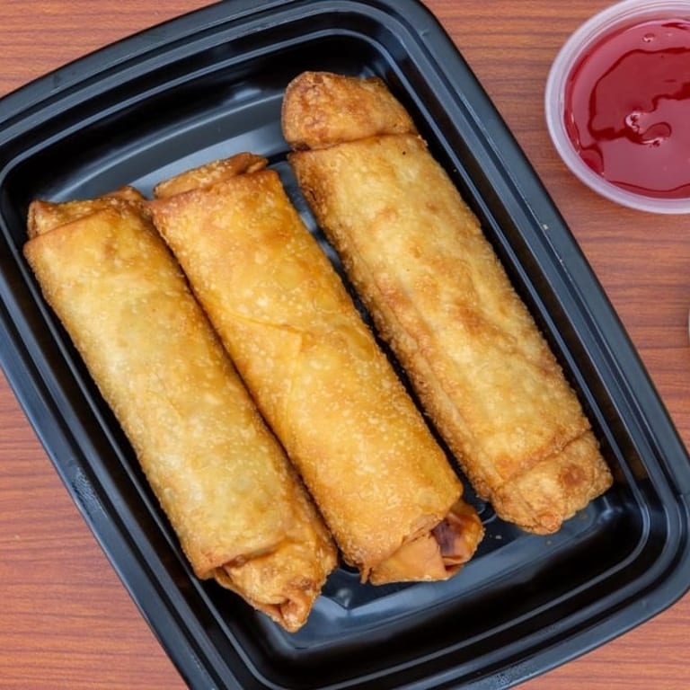 Egg Rolls: A Tasty Asian Delight
